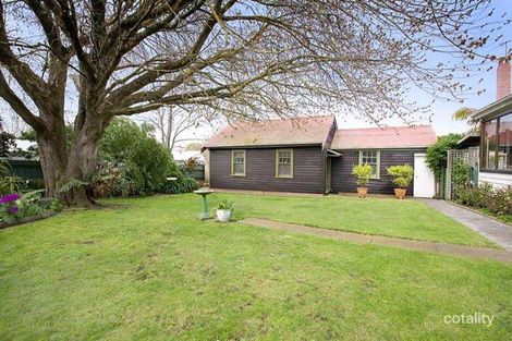 Property photo of 118 Aphrasia Street Newtown VIC 3220