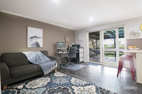 Property photo of 1 Glenvalley Crescent Seville East VIC 3139