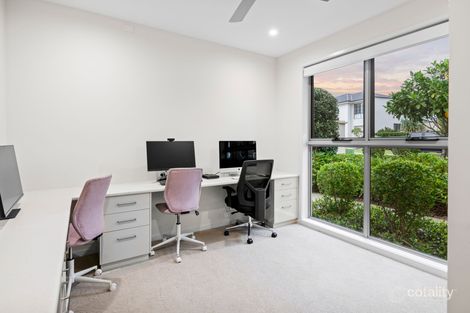 Property photo of 3062 Forest Hills Drive Hope Island QLD 4212