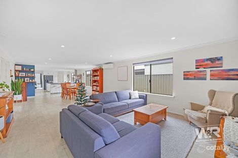 11a Maitland Ave, Little Grove, WA 6330