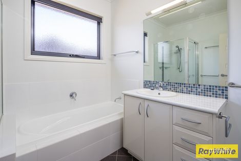 Property photo of 1 Batman Place Sunshine Bay NSW 2536