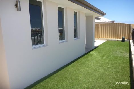 Property photo of 67 O'Mara Boulevard Iluka WA 6028