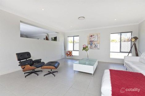 Property photo of 30 Red Gum Crescent Wakerley QLD 4154