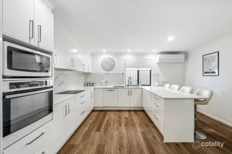 Property photo of 18 Toriana Place Beerwah QLD 4519