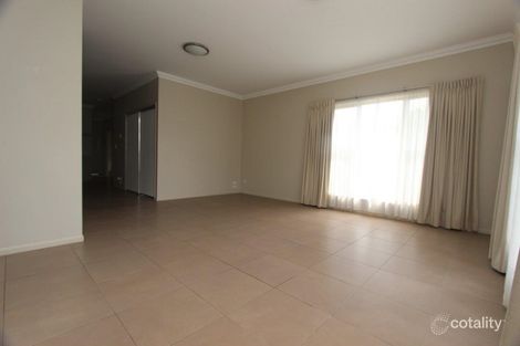 Property photo of 2/11 Highgrove Drive Highfields QLD 4352