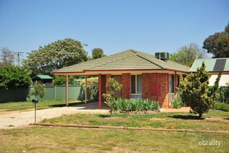 Property photo of 33 Larmer Street Howlong NSW 2643
