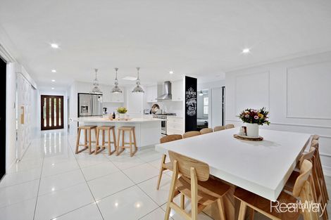 Property photo of 25 Green Avenue Branyan QLD 4670
