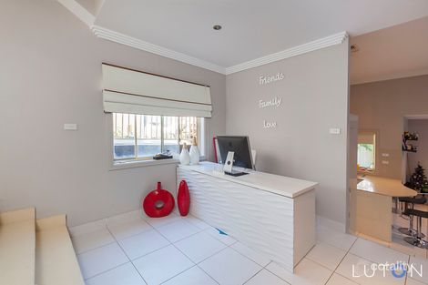 Property photo of 2/13 Cassidy Street Queanbeyan West NSW 2620