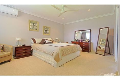 Property photo of 28 Washpool Crescent Woongarrah NSW 2259