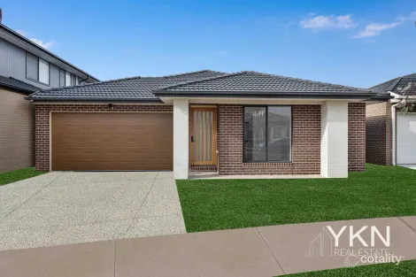 Property photo of 8 Vivero Road Wyndham Vale VIC 3024