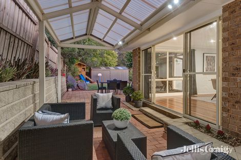 Property photo of 30 Holyrood Crescent Ringwood VIC 3134