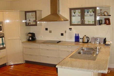 Property photo of 12 Park Road Graceville QLD 4075