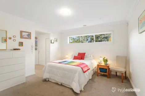 Property photo of 54 Braeside Drive Launching Place VIC 3139