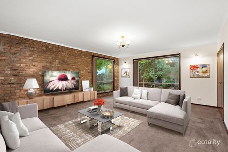 Property photo of 8 Skipton Place Endeavour Hills VIC 3802