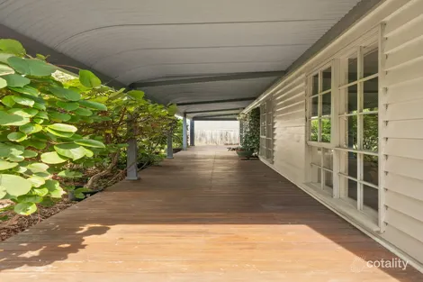 9 Russell St, Drouin, VIC 3818