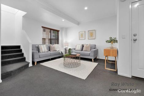 Property photo of 8/122 Central Avenue Indooroopilly QLD 4068