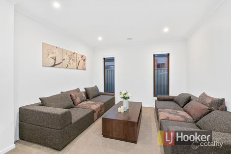 Property photo of 258 Casey Fields Boulevard Cranbourne East VIC 3977
