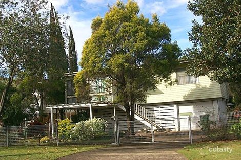 26 Andrew St, Kallangur, QLD 4503