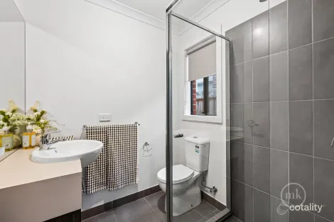 Property photo of 3 Subzero Drive Doreen VIC 3754