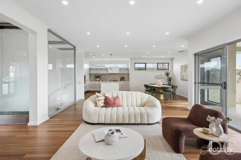 Property photo of 15 The Boulevard Flagstaff Hill SA 5159