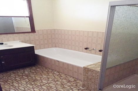 2/252 Bernhardt St, East Albury, NSW 2640