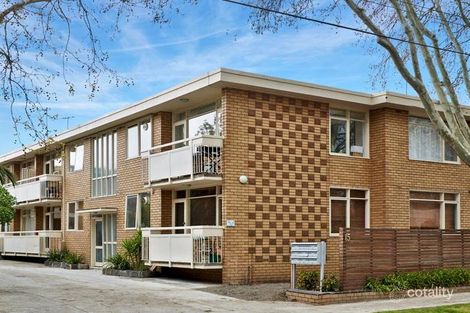 2/15 Foam St, Elwood, VIC 3184