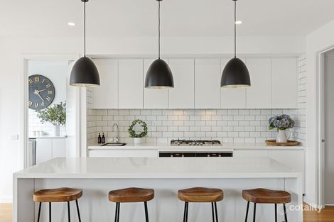 14 Clubhouse Dr, Point Lonsdale, VIC 3225