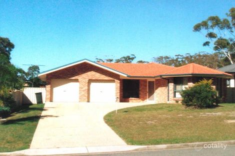 64 Bruce Field St, South West Rocks, NSW 2431