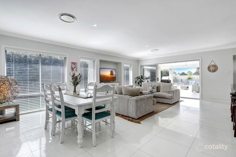 Property photo of 28 Stayard Drive Largs NSW 2320