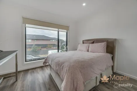 Property photo of 14 Stonewood Street Roxburgh Park VIC 3064