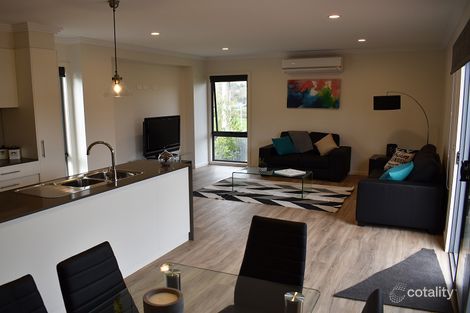 Property photo of 3/42 Sparrowhawk Road Long Gully VIC 3550
