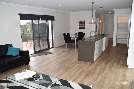 Property photo of 3/42 Sparrowhawk Road Long Gully VIC 3550