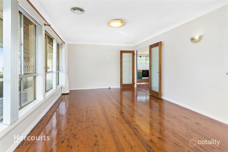 Property photo of 30 Mackenzie Avenue Mount Warrigal NSW 2528