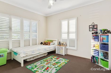 Property photo of 5 Fanny Street Newtown QLD 4350