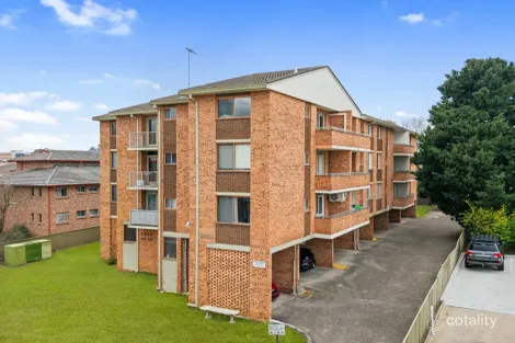 16/38 Castlereagh St, Penrith, NSW 2750