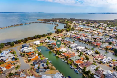 Property photo of 12 Woolah Place South Yunderup WA 6208