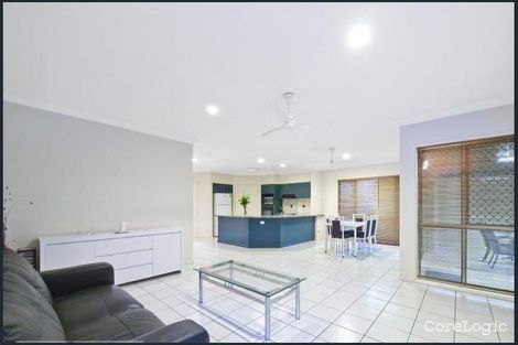 Property photo of 6 Harrow Close Bridgeman Downs QLD 4035