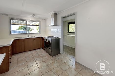 Property photo of 2 Ellerker Avenue Ararat VIC 3377