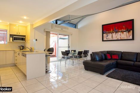 Property photo of 2/33 Hall Avenue Bongaree QLD 4507