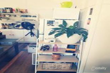 Property photo of 2/17 Fourth Avenue Sandgate QLD 4017
