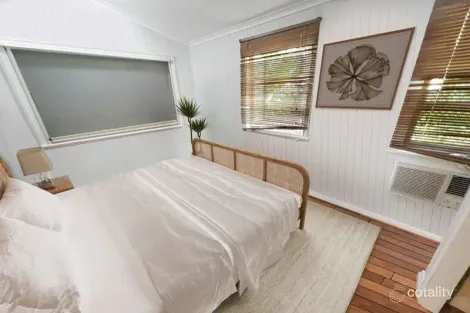 Property photo of 5 Phillips Street Machans Beach QLD 4878