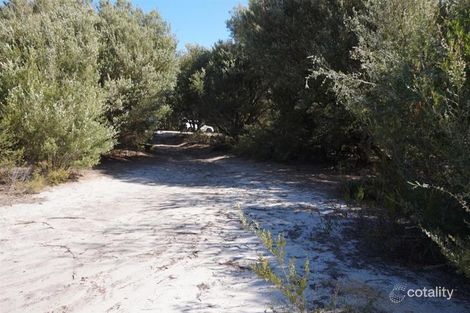 31 White Cres, Loch Sport, VIC 3851