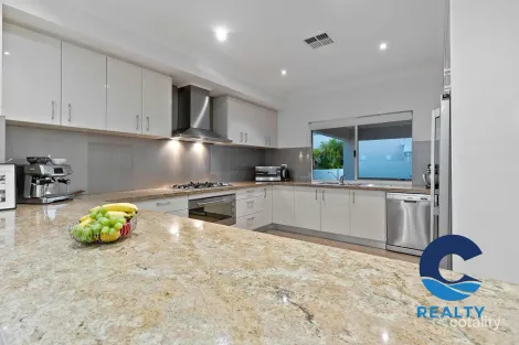 Property photo of 1 Dean Street Karrinyup WA 6018