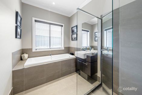 Property photo of 4 Lakes Entrance Blakeview SA 5114