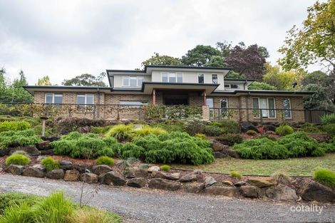 16 Kerr Cres, Montrose, VIC 3765