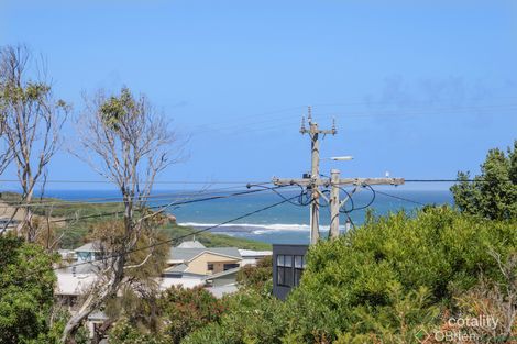 Property photo of 44 Hollywood Crescent Smiths Beach VIC 3922