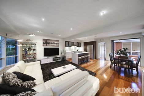 Property photo of 2/9 Filbert Street Bentleigh East VIC 3165