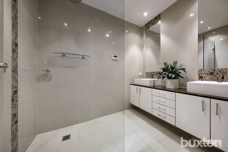 Property photo of 2/9 Filbert Street Bentleigh East VIC 3165