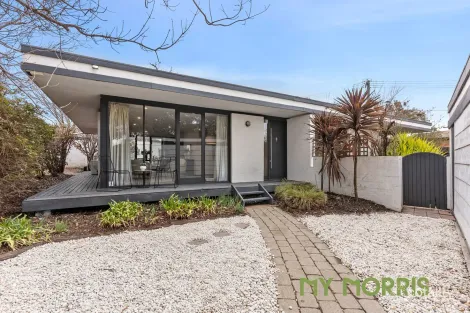 Property photo of 107 O'Halloran Circuit Kambah ACT 2902