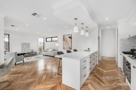 Property photo of 2/178 Lawrence Road Mount Waverley VIC 3149